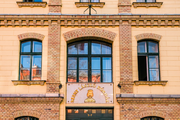 Olaszországból úgy látszik, Magyarország rosszul kezeli a koronavírust