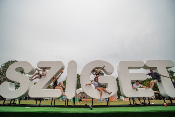 Hivatalos: Meghirdették a 2026-os Szigetet