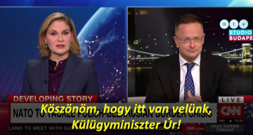 Szjjártó a CNN-nek letagadta, hogy amerikai befolyásolásról beszélt