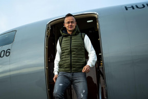 Szijjártó: Nem támogatjuk Ukrajna nyugati integrációját, amíg veszélyben vannak a magyar iskolák 