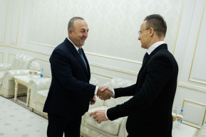 Szijjártó megköszönte 