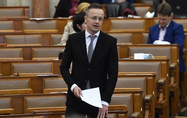 Szijjártó: Az alacsony piaci gázárak a magyar beszerzési szerződésben is megjelennek majd