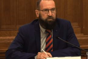 A fideszesek többsége is elítéli, amit Szájer tett