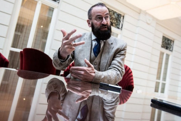 Szájer elmagyarázta, miért pont az ereszt választotta