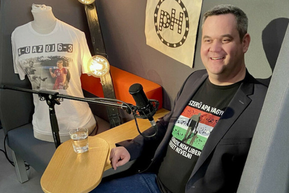 Gábor György: Vérünkben hordozott énünk 