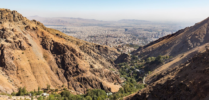 Iráni tisztviselő: minden amerikai támadást teljes körű háborúként fogunk kezelni