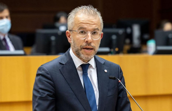 Ha felszámolnák a veszélyhelyzetet, jöhetnének is az uniós pénzek