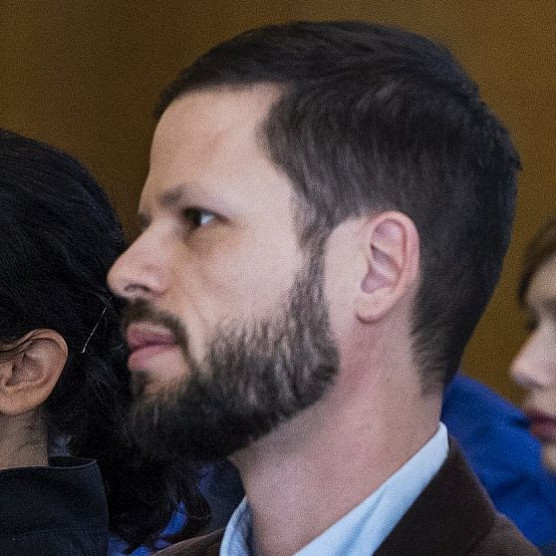 Lökdösték Tordai Bencét a Pikóék melletti tüntetésen