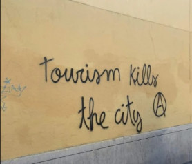 Barcelonában társadalmi probléma lett a turizmus