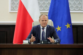 Tusk: Lengyelország a második világháború óta soha nem volt ilyen közel a nyílt konfliktushoz
