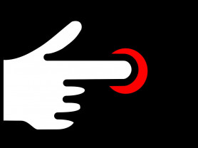 „Kutyakötelessége lett volna”