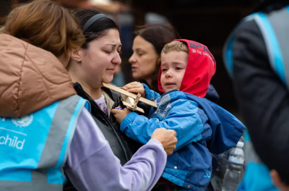 Kárpátalja a háborús Ukrajna menedéke – Több mint 145 ezren települtek át a régióba