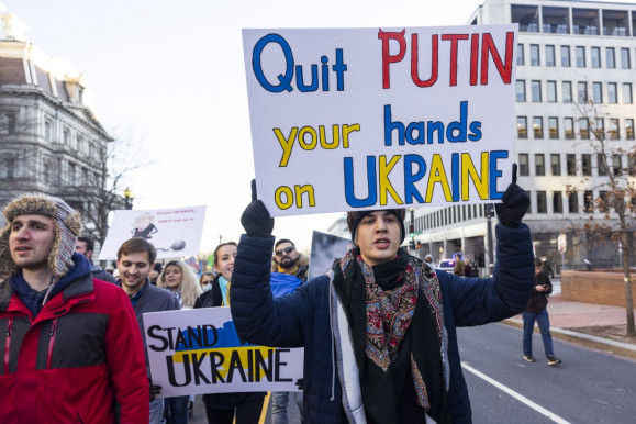 Németország leállította az orosz gázvezeték üzembe helyezését