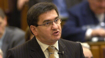 Orbán fordítva ül a lovon - a kormány rossz döntései miatt spekulálnak a forintra