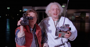 Arató András: Vissza a jövőbe