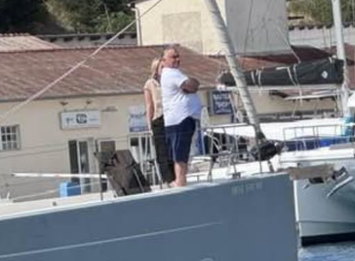 A kiskakas engem lassan az összes 10 méternél hosszabb hajóra odaképzel – tájékoztatta Orbán a harcosokat